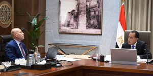 رئيس الوزراء يطلع على موقف المشروعات الجارية بالقاهرة