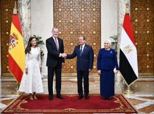 تفاصيل استقبال الرئيس السيسي والسيدة قرينته لملك وملكة إسبانيا