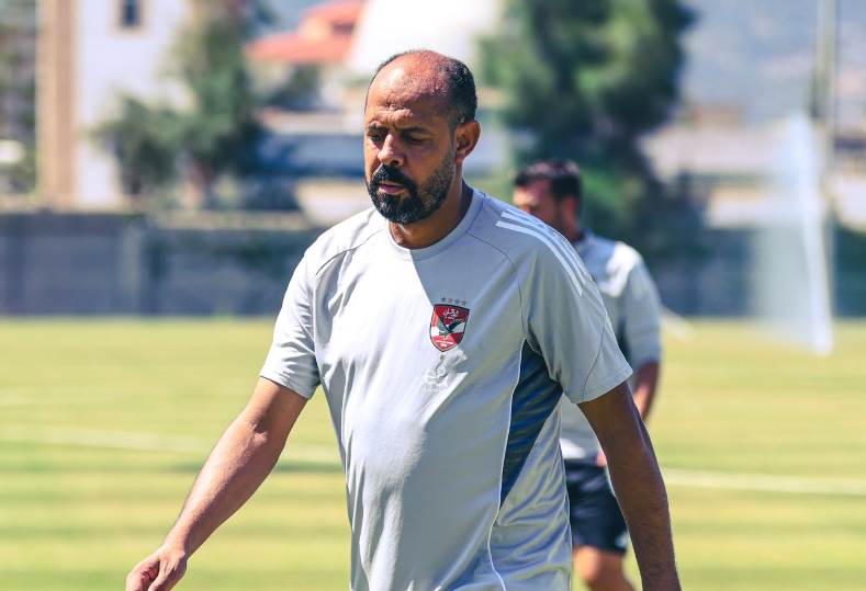 وليد صلاح الدين مديرًا للكرة بالأهلي والنحاس قائمًا بأعمال المدير الفني