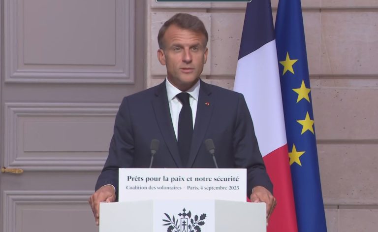 الرئيس الفرنسي يلوّح بعقوبات جديدة على روسيا بالتنسيق مع واشنطن