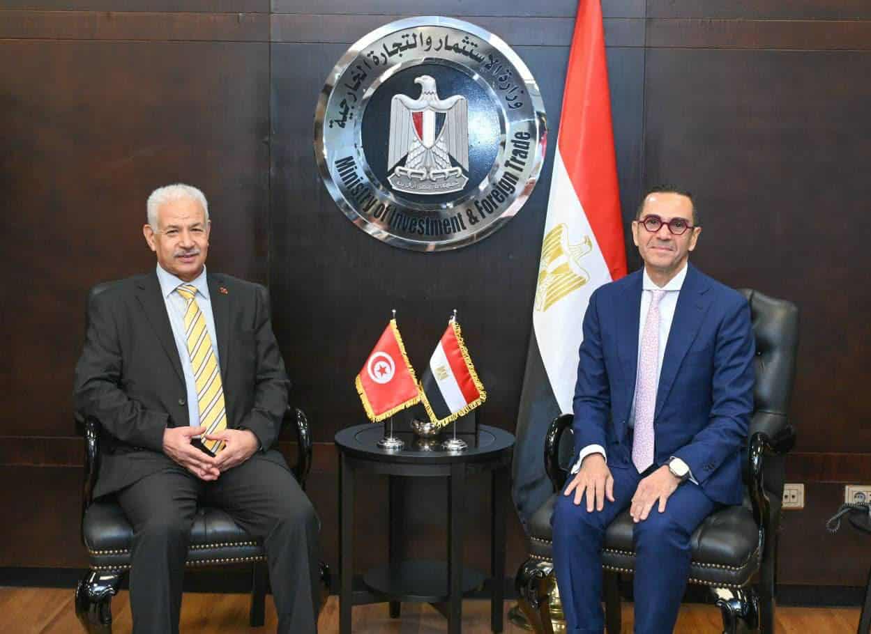 وزير الاستثمار يبحث مع نظيره التونسي تعزيز العلاقات الاقتصادية المشتركة