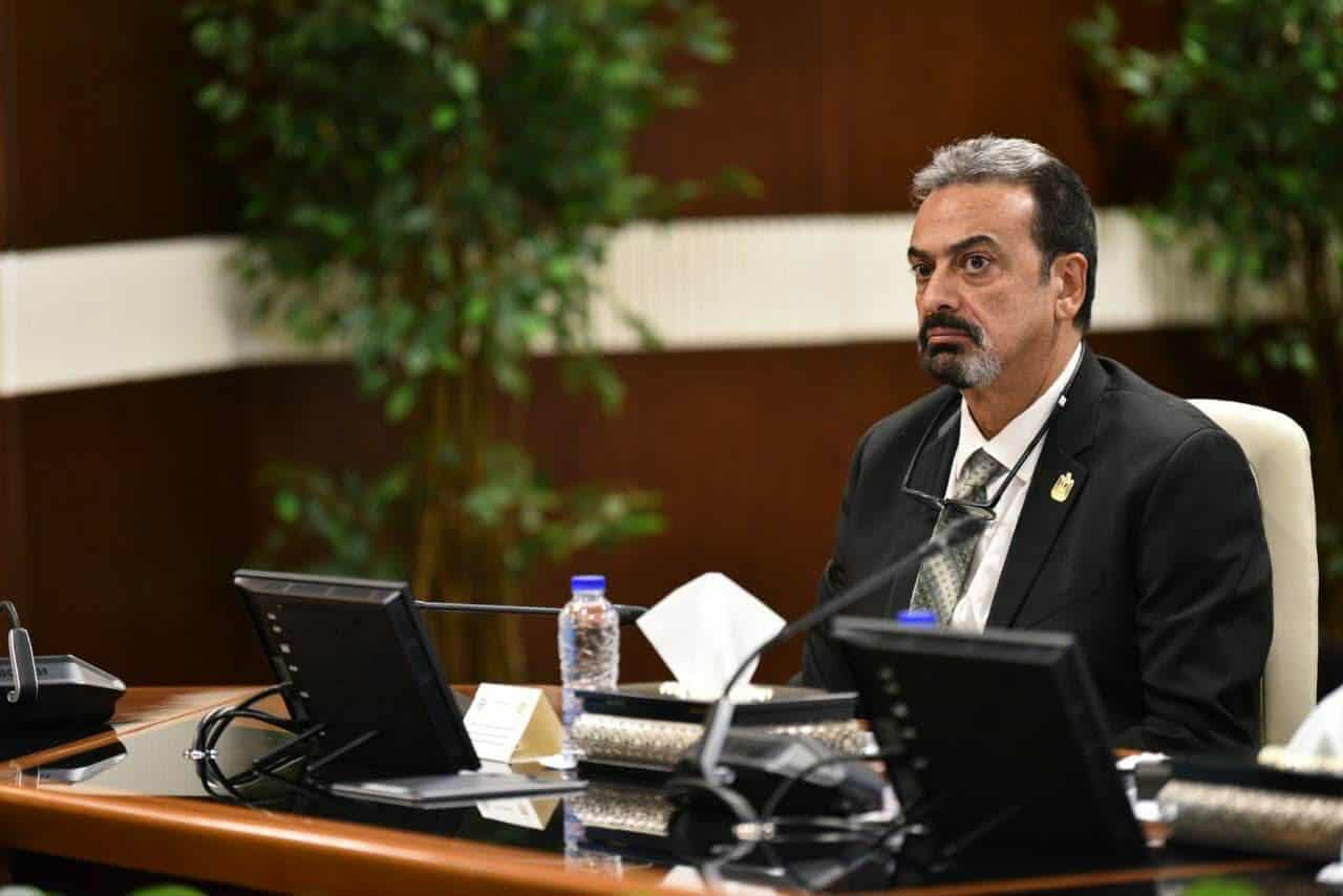 وزير الصحة يعقد اجتماعًا لضبط الحالات الطارئة والولادات القيصرية