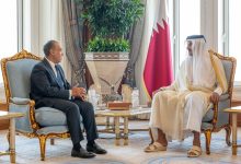 بتوجيهات من الرئيس السيسي.. وزير الخارجية ينقل رسالة تضامن إلى أمير قطر