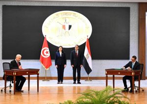 وزارة الاستثمار توقع مذكرة تفاهم مع تونس لتنمية الصادرات وتعزيز التعاون التجاري