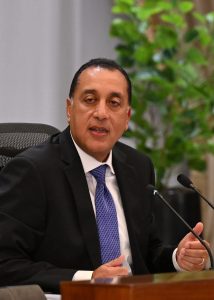 رئيس الوزراء يحدد موعد إجازة 6 أكتوبر