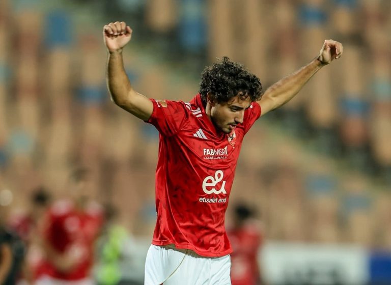 محمد هاني لاعب الفريق الاول لكرة القدم بالاهلي