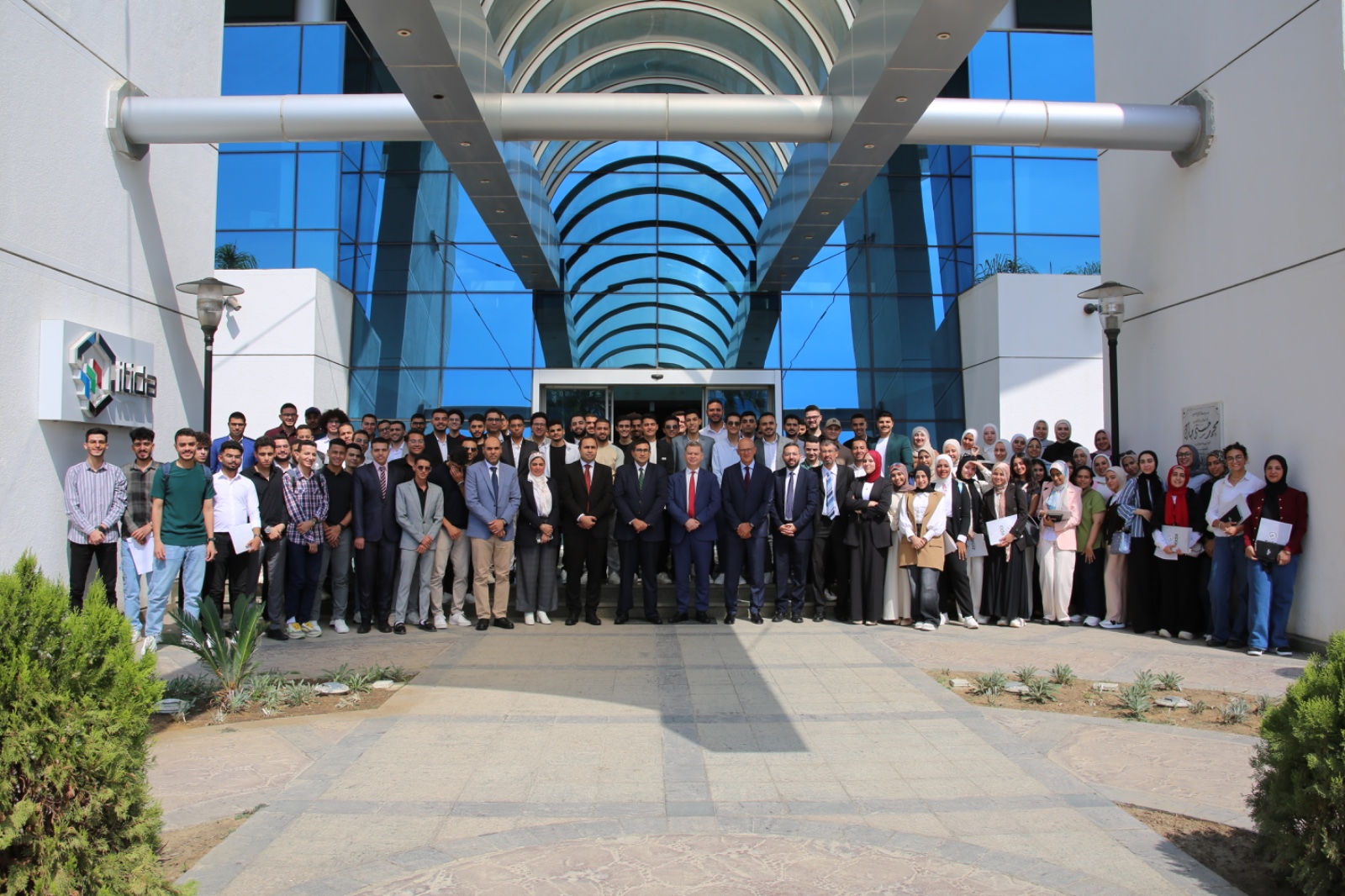 “إيتيدا” و”المعهد القومي للاتصالات” يكرّمان أوائل طلاب المرحلة الأولى من برنامج التدريب الصيفى