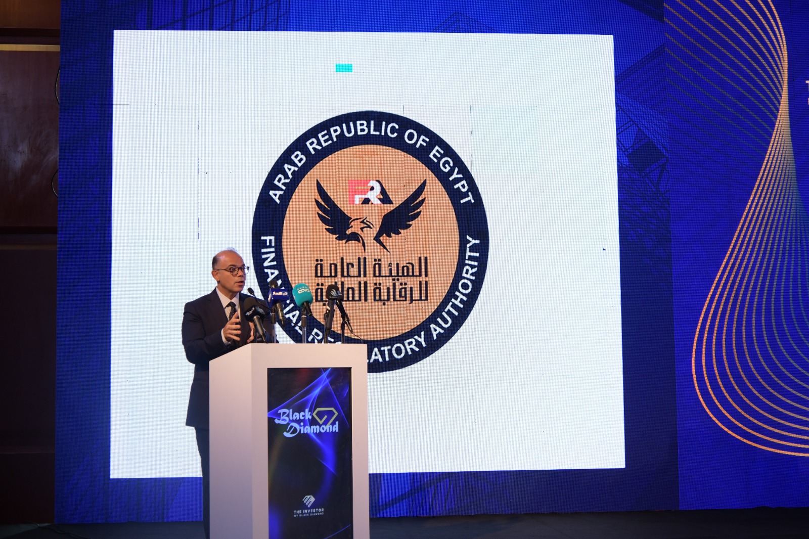 الرقابة المالية : 36.6% من إصدارات التوريق خلال آخر 3 سنوات مضمونة بمبيعات شركات التطوير العقاري العاملة