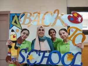 مبادرة “صور فرحة أول يوم دراسة” تنطلق مجددًا.. ونصائح أسرية لبداية مميزة