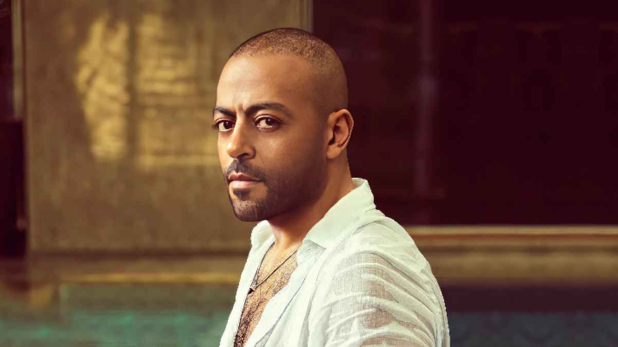 تامر عاشور يوضح حقيقة مشاركته في الحفل الرباعي بالسعودية