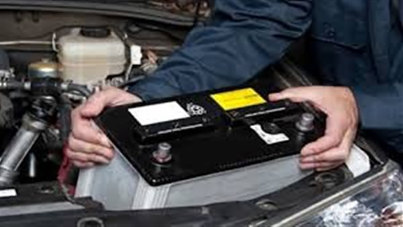 حبس تشكيل عصابي 6 أشهر لإتهامهم بسرقة بطاريات السيارات في الزيتون