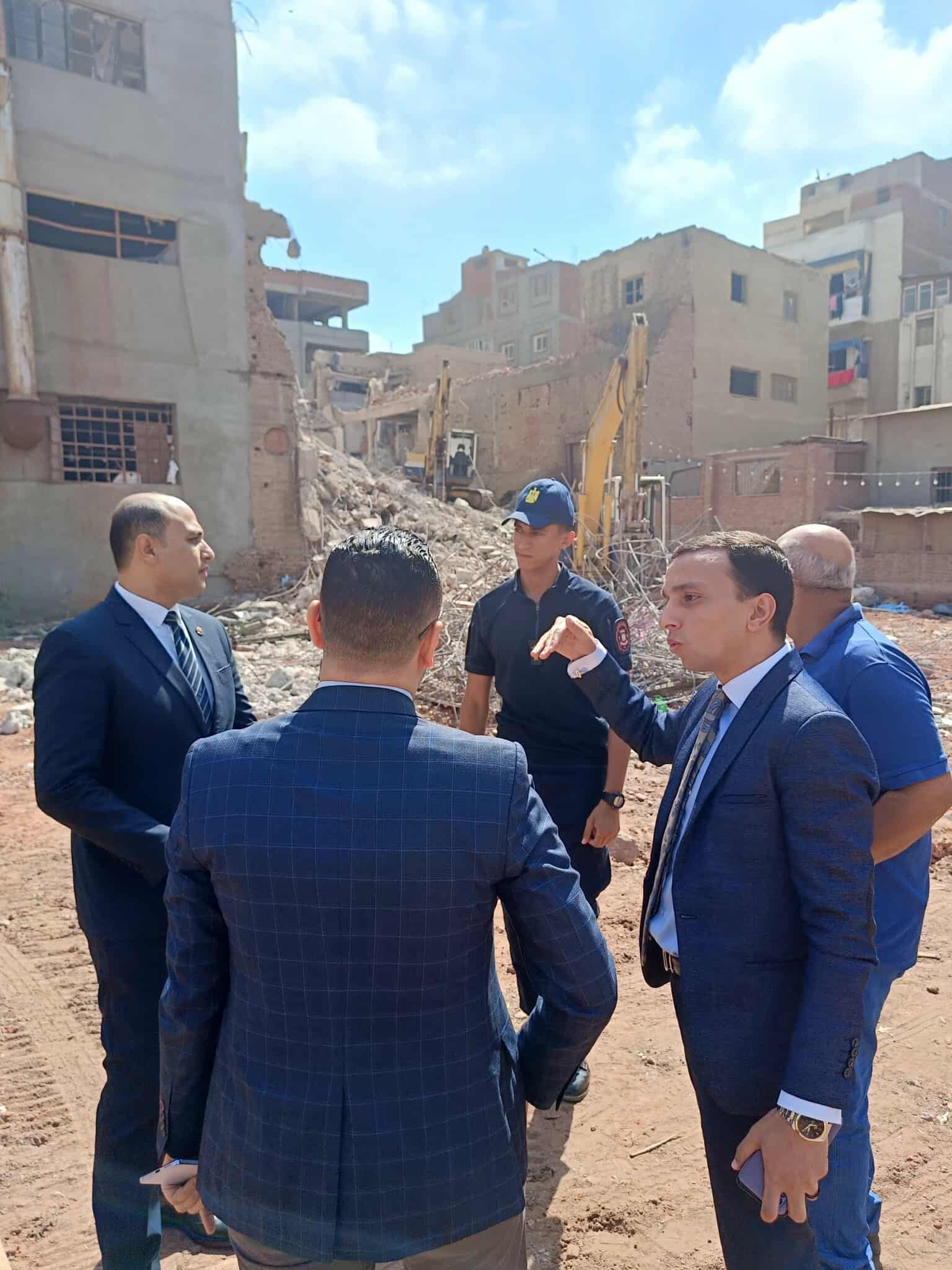 تفاصيل معاينة النيابة الإدارية لمصنع المحلة المنهار وحصر مخالفات المالك