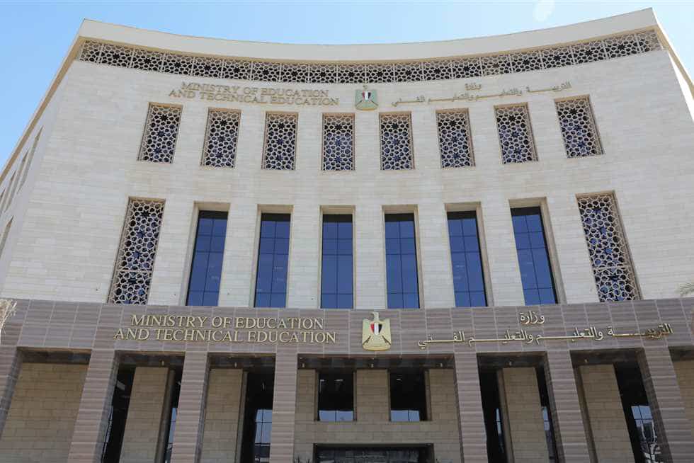 التعليم تطلق مدارس تكنولوجيا تطبيقية جديدة في مجال الدواء بالتعاون مع إيطاليا