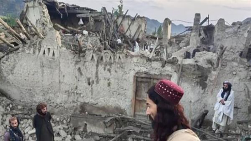 وسائل إعلام أفغانية: مقتل نحو 500 وإصابة 1000 في زلزال شرقي البلاد