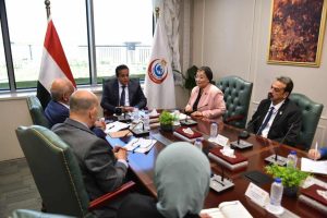 وزير الصحة يستقبل المدير التنفيذي لمصر بمجموعة البنك الدولي