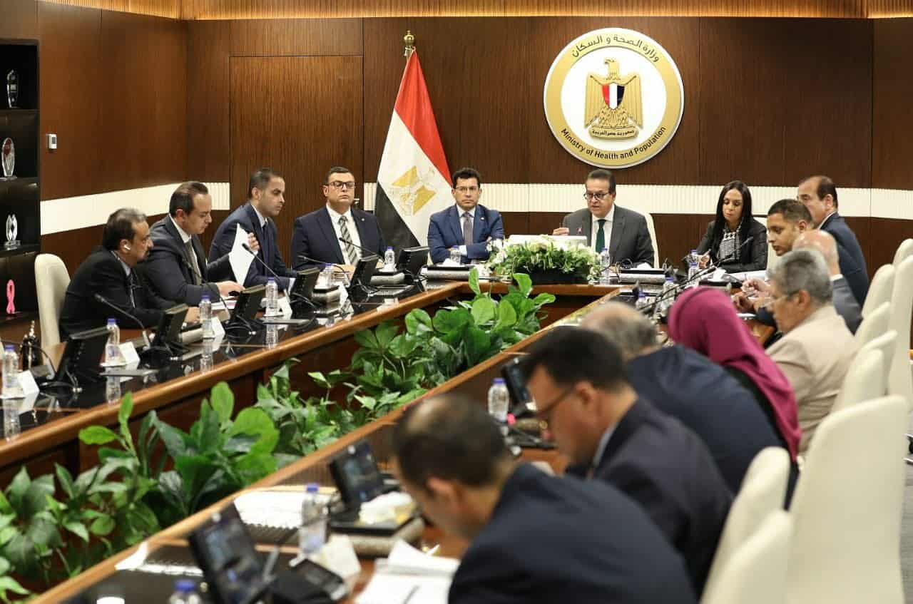 وزير الصحة يترأس اجتماع الدعم الصحي والاجتماعي للجرحى ومرضى قطاع غزة