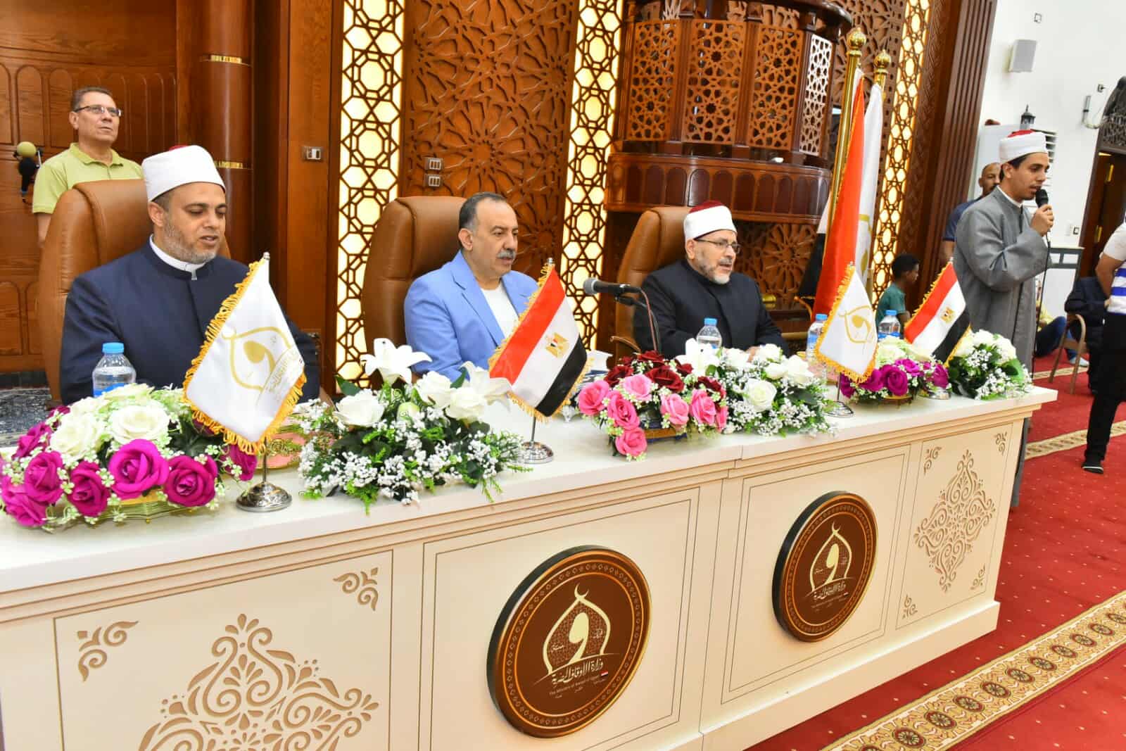 بحضور المحافظ..أوقاف أسيوط تحتفل بالليلة الختامية للمولد النبوي الشريف بمسجد البقلي