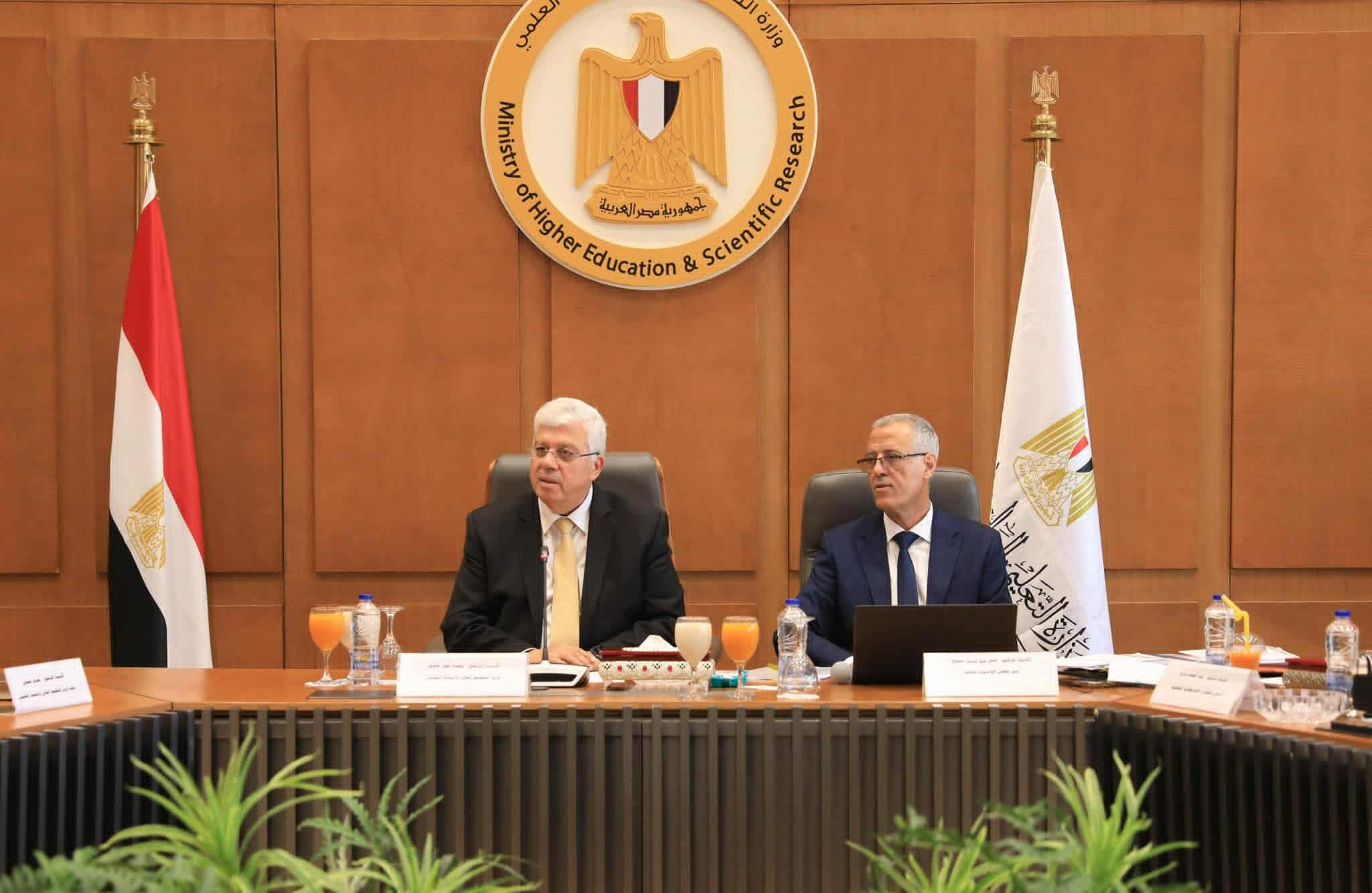 التعليم العالي: بدء الدراسة في 192 برنامجًا جديدًا بالجامعات الأهلية للعام 2025/2026