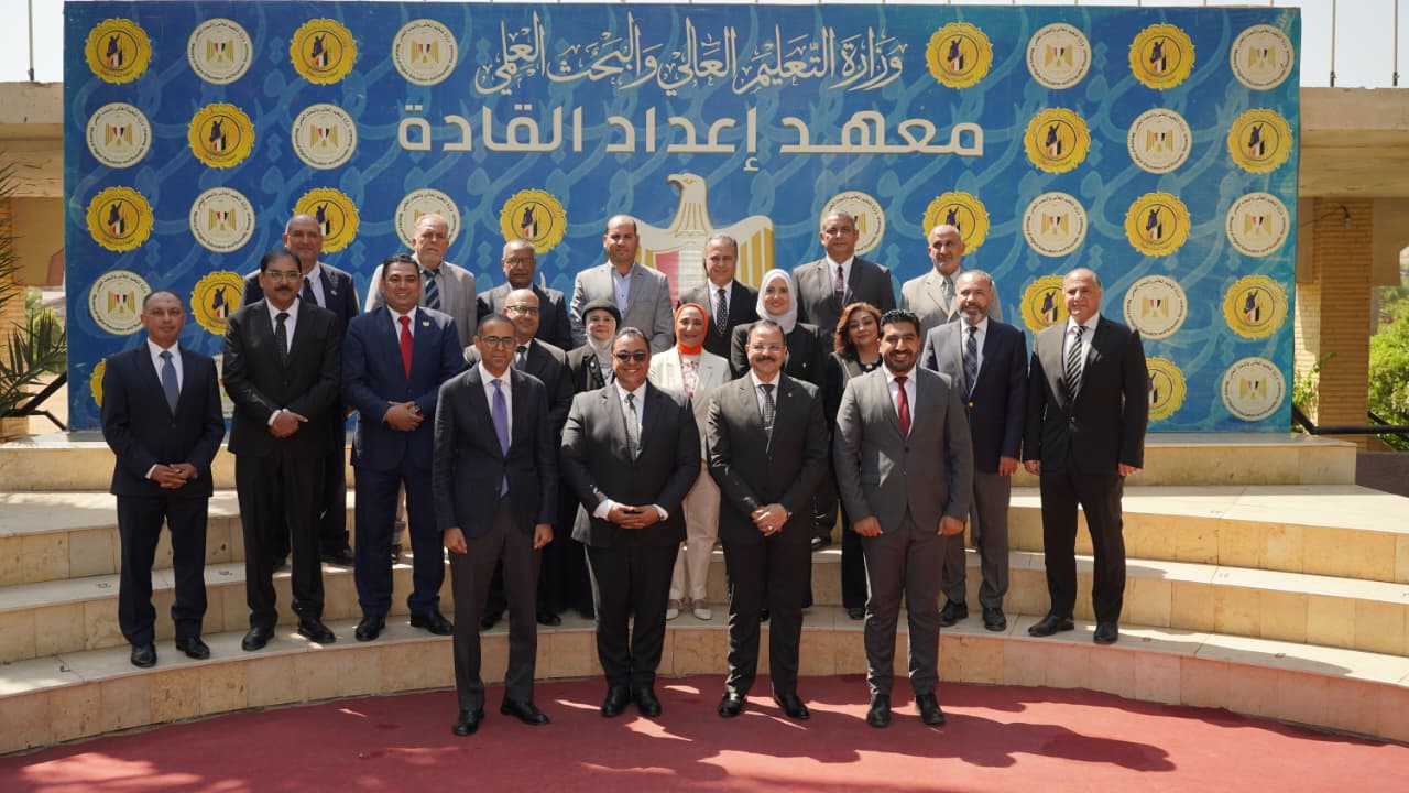 التعليم العالي تطلق برنامجًا تدريبيًا لإعداد القيادات البحثية في مصر