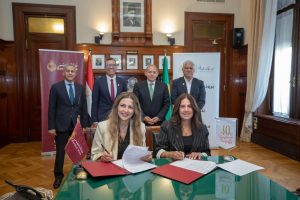 بنك مصر يواصل مساندة محاربات سرطان الثدي ويدعم مؤسسة بهية بـ45 مليون جنيه