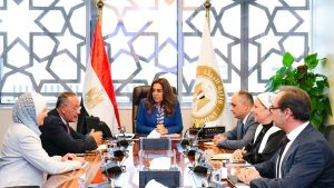 وزيرة التنمية تبحث مع الرئيس التنفيذي لهيئة المتحف المصري الكبير مختلف الجوانب البيئية للمتحف