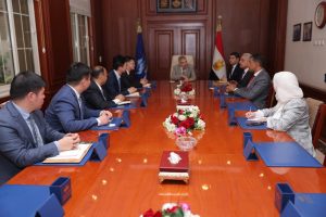 قناة السويس تعقد مباحثات مع “CSTC” الصينية لتطوير الترسانات وتوطين الصناعة البحرية