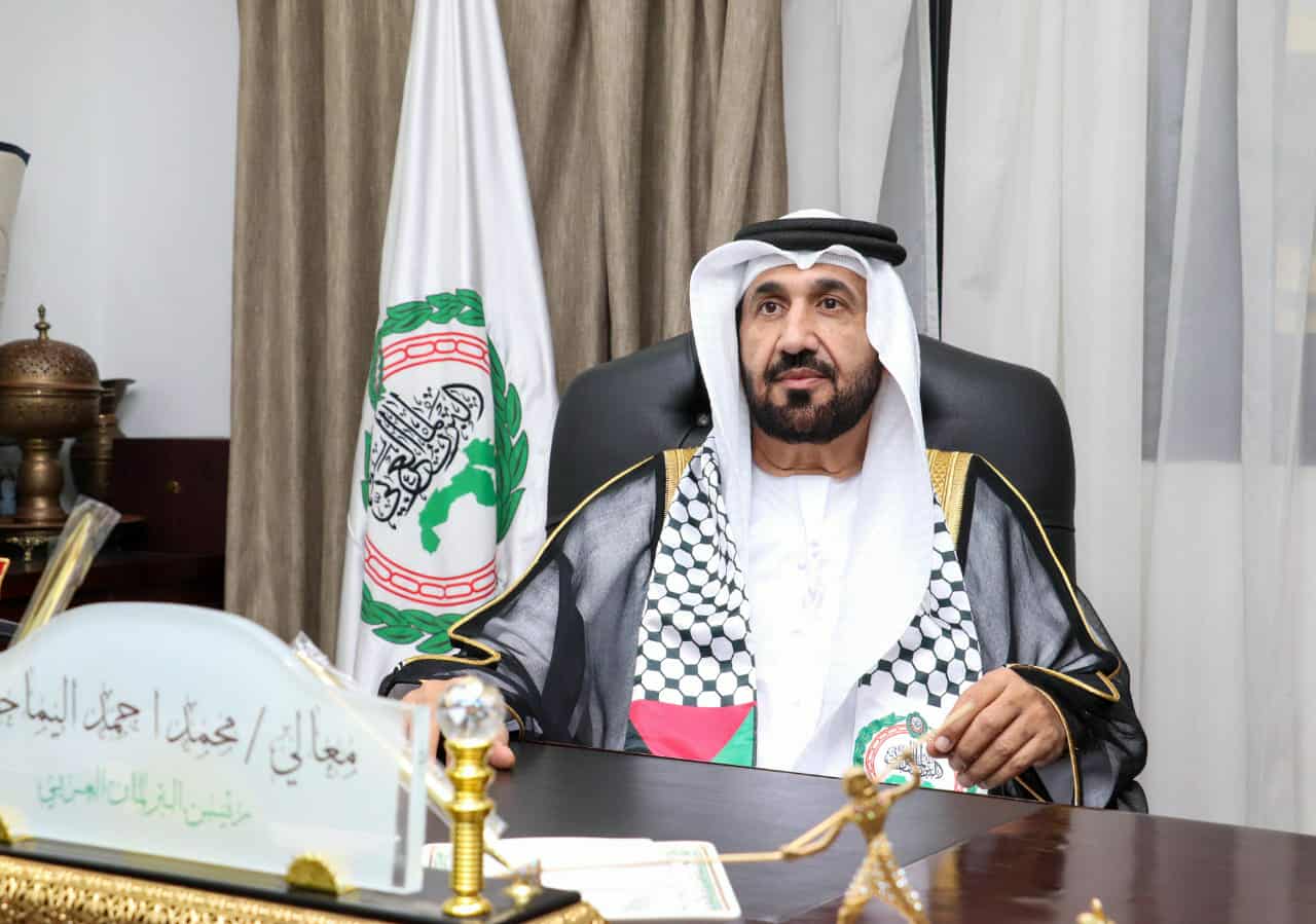 البرلمان العربي يرحب بمخرجات قمة شرم الشيخ للسلام