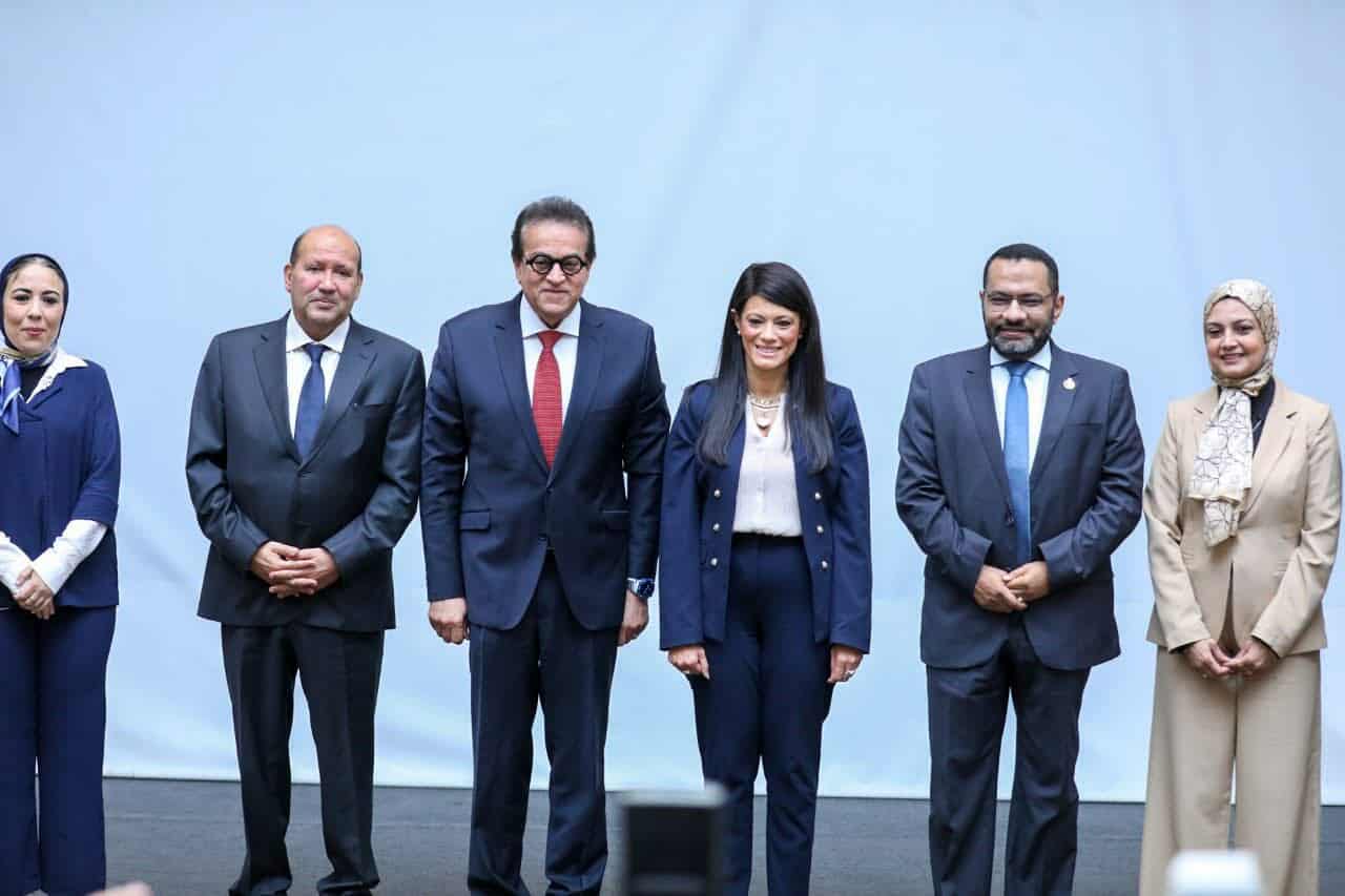 إطلاق جائزة مصر للتميز الحكومي للقطاع الصحي