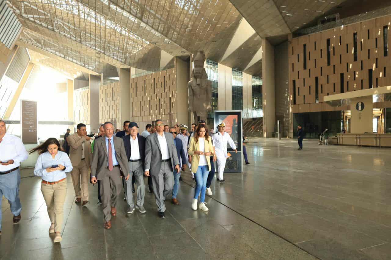 النجار وفودة يتابعان استعدادات افتتاح المتحف المصري الكبير