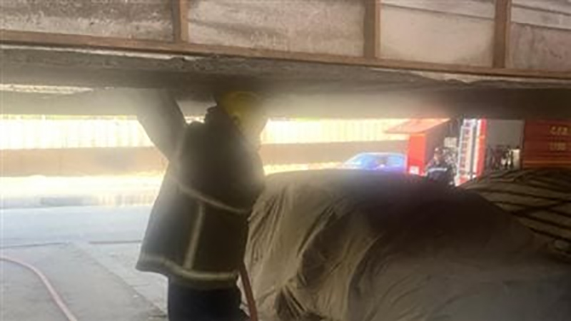 النيابة : سخان كهربى وراء اشتعال محل فى الظاهر