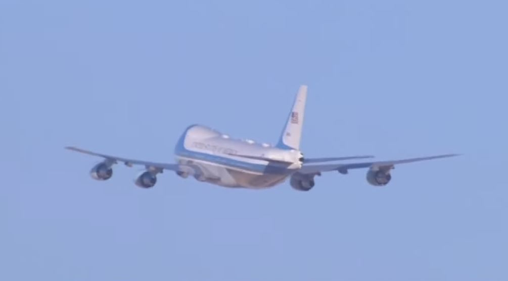 ترامب يصل مصر للمشاركة في قمة شرم الشيخ للسلام