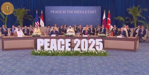 شرم الشيخ.. المدينة التي لا تتوقف عن صناعة السلام