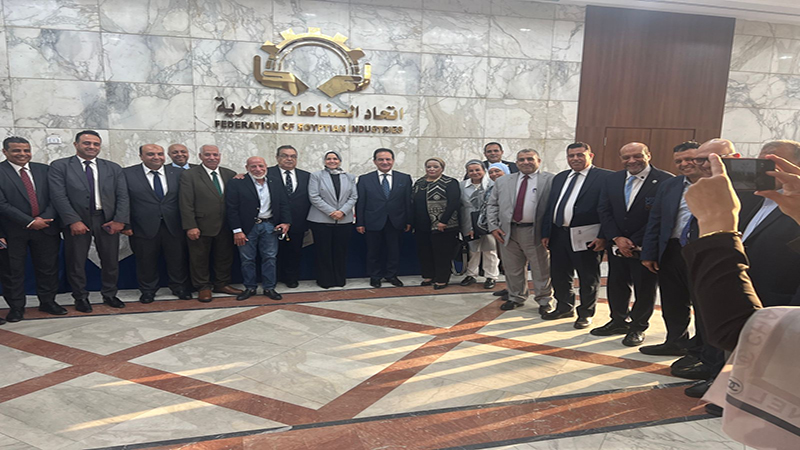 رئيس مصلحة الضرائب: إزالة معوقاته والاستماع لمتطلباته في إطار نهج الشراكة