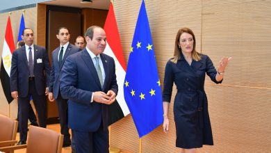 السيسي يلتقي رئيسة البرلمان الأوروبي في بروكسل