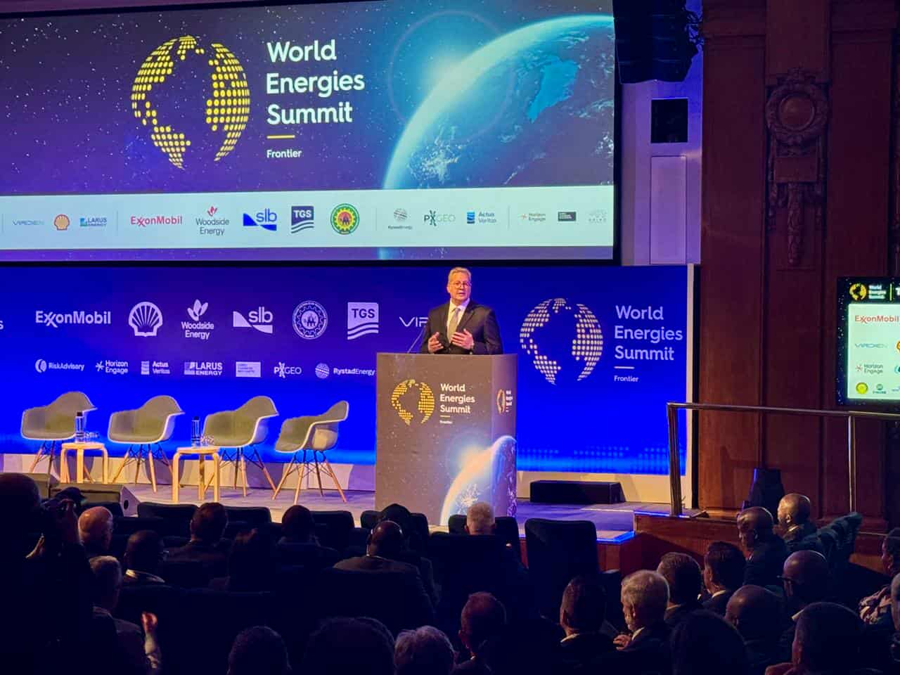 وزير البترول من القمة العالمية للطاقة في لندن: حفر 480 بئرًا جديدة باستثمارات 5.7 مليارات دولار وخطة طموحة لزيادة إنتاج الغاز