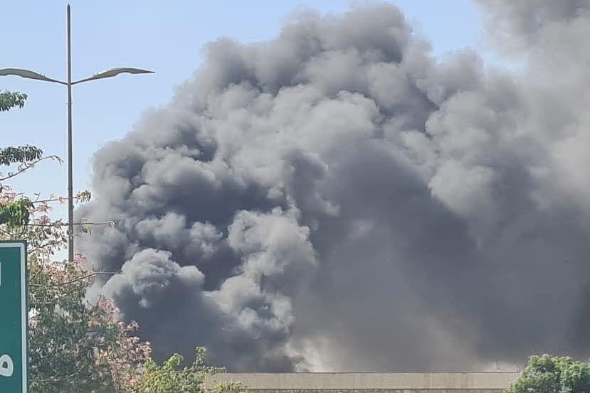 حريق هائل في مخازن مبيدات زراعية بمنطقة التجمع الأول