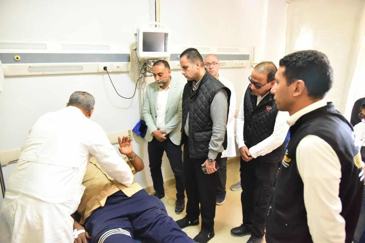 جولة تفقدية لنائب وزير الصحة داخل مستشفى نخل المركزي بشمال سيناء