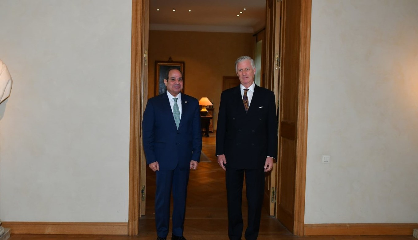 الرئيس السيسي يؤكد في لقائه الملك فيليب أهمية تسوية الأزمات بالوسائل السلمية