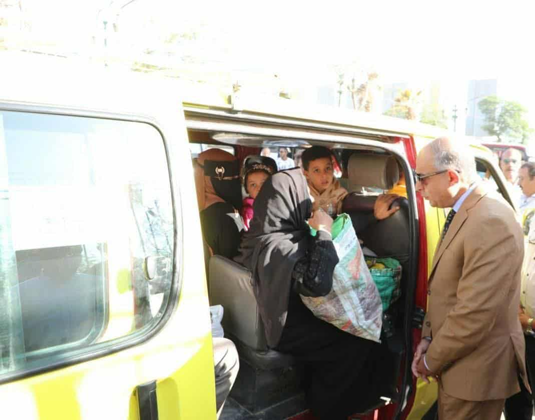 استكمالًا لتحديث منظومة نقل الركاب.. محافظ المنيا يقرر فتح باب ترخيص سيارات ميكروباص 14 راكبًا تعمل بالوقود المزدوج
