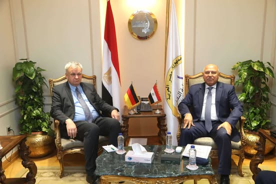 كامل الوزير ويورجن شولتس