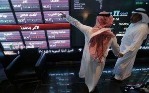 الأسواق العربية تفتتح تعاملات بداية الأسبوع على تراجع