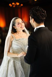 الصور الأولى لجلسة تصوير حفل زفاف أحمد جمال وفرح الموجي