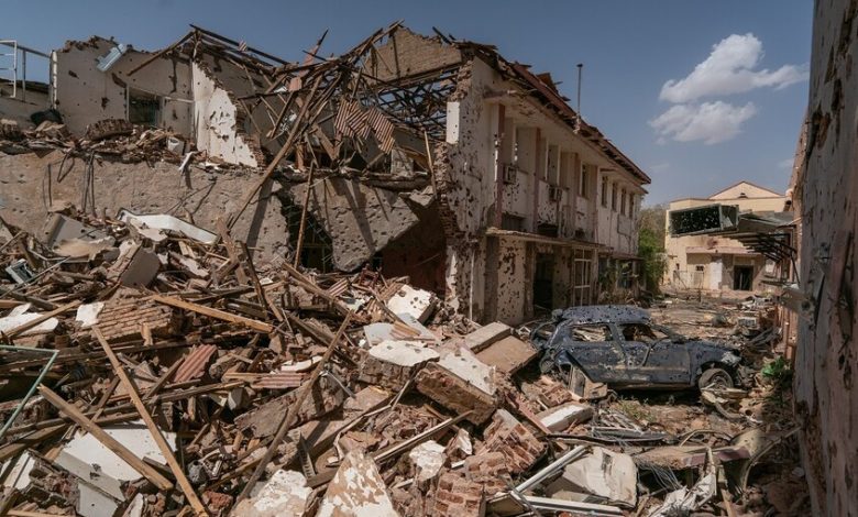 أدانت جمهورية مصر العربية، بشدة الهجوم الذي استهدف مركزًا لإيواء النازحين في مدينة الفاشر بشمال دارفور، وأسفر عن مقتل وإصابة العشرات، ووصفت الحادث بأنه انتهاك جسيم للقانون الدولي الإنساني.