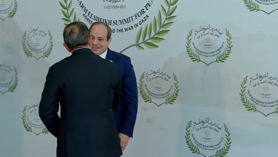 السيسي يستقبل قادة العالم في قمة شرم الشيخ
