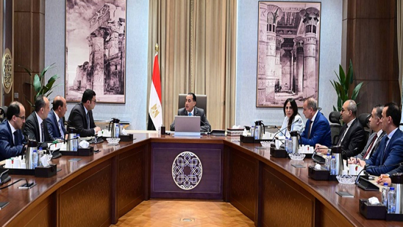 رئيس الوزراء يتابع إجراءات طرح مشروع حدائق تلال الفسطاط للإدارة والتشغيل