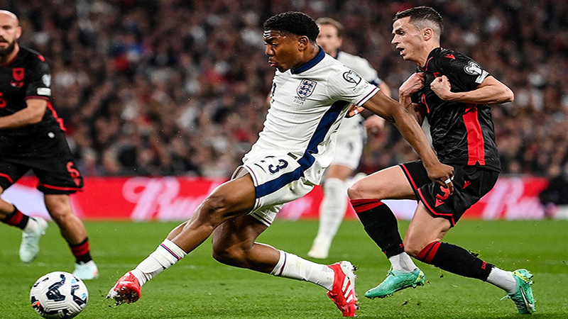 منتخب إنجلترا ضيفا ثقيلا على لاتفيا لحسم بطاقة التأهل لكأس العالم