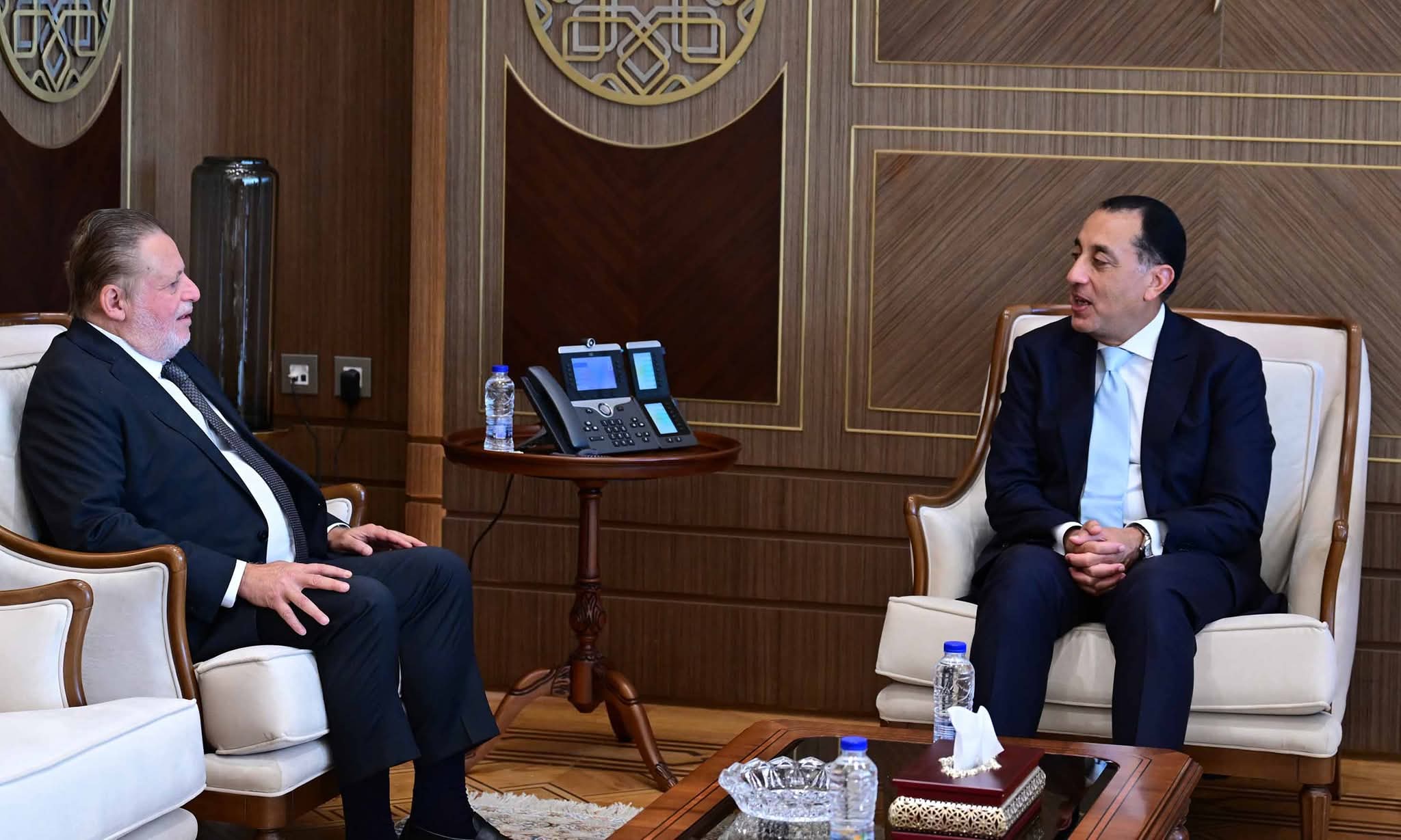 مدبولي يطلع على نتائج زيارة رئيس البنك المركزي لواشنطن