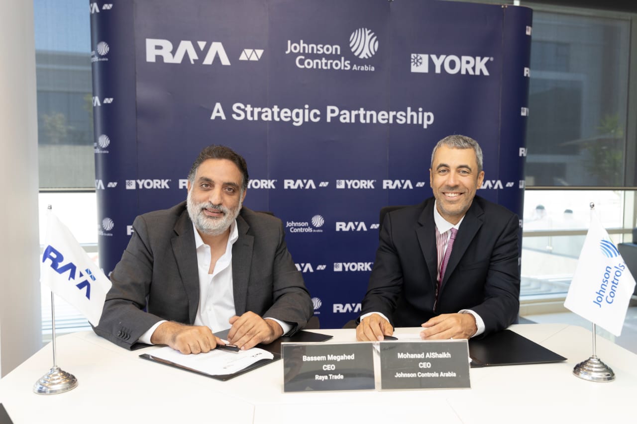 شراكة استراتيجية بين راية للإلكترونيات وجونسون كنترولز العربية لتقديم أنظمة “يورك” للقطاع العقاري في مصر