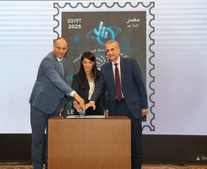 البريد يصدر طابعاً تذكارياً بمناسبة “اليوم العالمي للإحصاء”