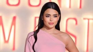 أسماء جلال تعبر عن سعادتها بفيلمها “فيها ايه يعني”